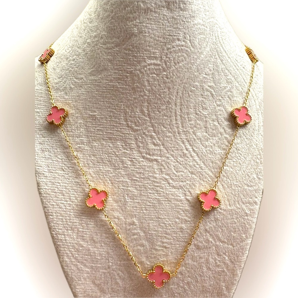Elegant 18 Carat Gold Plated Pink Clover Necklace, NEW!